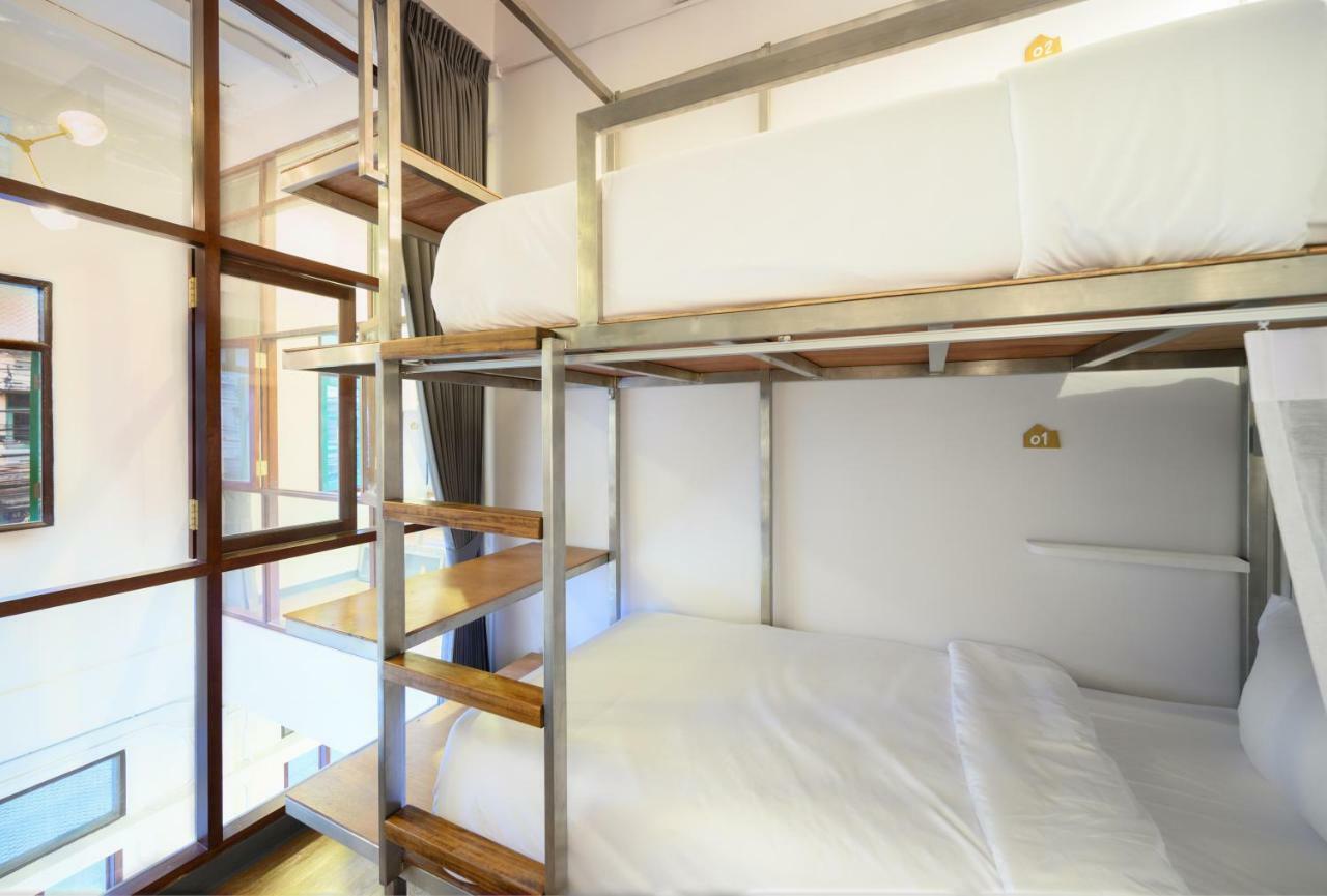 Rest Is More Hostel Bangkok Dış mekan fotoğraf