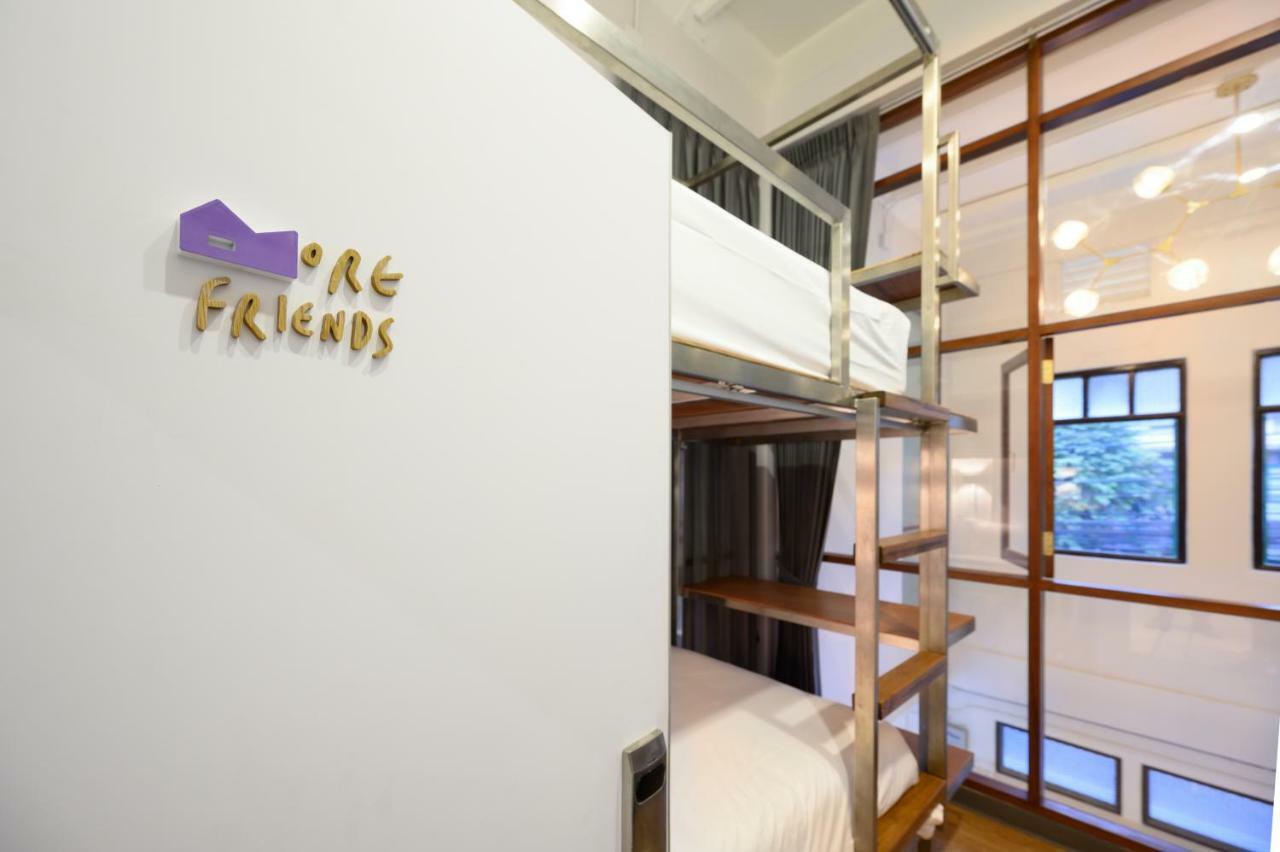 Rest Is More Hostel Bangkok Dış mekan fotoğraf